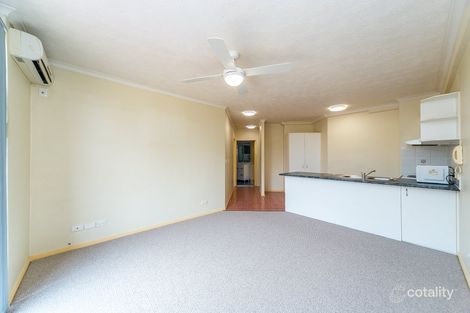 Property photo of 16/10-12 Bath Street Labrador QLD 4215