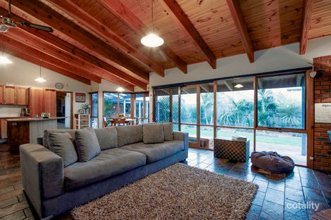 Property photo of 3 Stafford Drive Sale VIC 3850