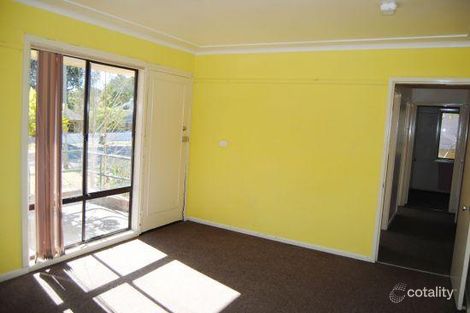Property photo of 33 Spencer Road Mannering Park NSW 2259