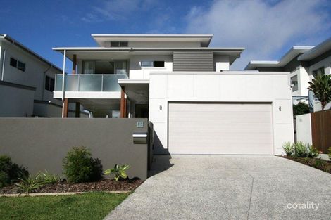 Property photo of 11 Headlands Court Moffat Beach QLD 4551