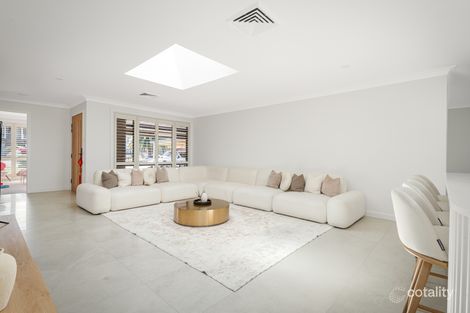 Property photo of 3 Evelyn Close Wetherill Park NSW 2164