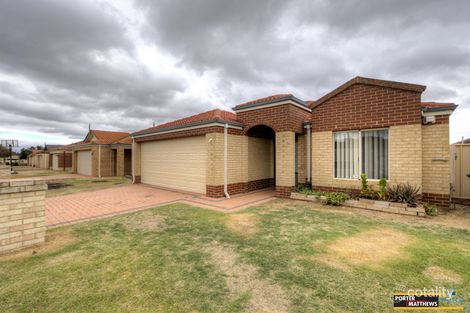 Property photo of 5 Darter Place Queens Park WA 6107