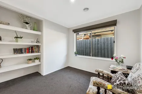 Property photo of 3 Oliver Court Narre Warren South VIC 3805
