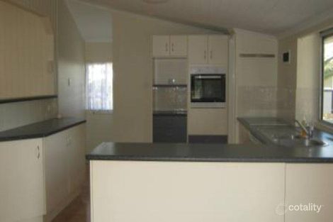 Property photo of 84 Haylock Street Wynnum QLD 4178