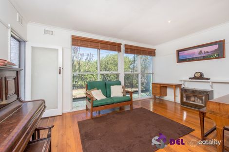 Property photo of 8 Leeside Street Dandenong North VIC 3175