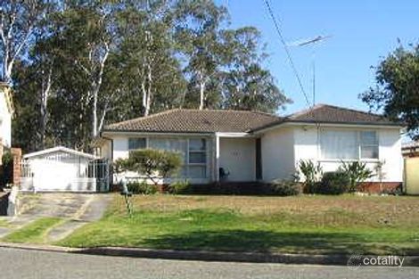 25 Amaroo Ave, Georges Hall, NSW 2198