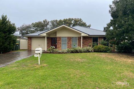 Property photo of 14 Glenshee Close Dubbo NSW 2830