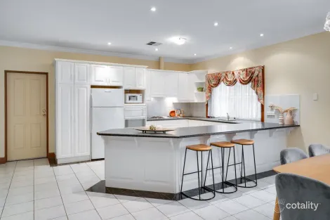 Property photo of 8 Parkwood Avenue Paradise SA 5075