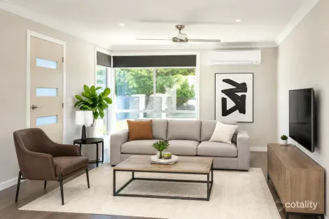 31 CLINTON DR, NARELLAN, NSW 2567