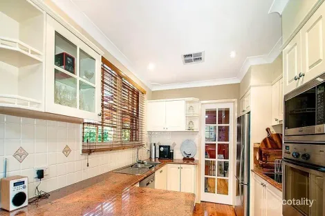 Property photo of 2 Coppins Place Castle Hill NSW 2154