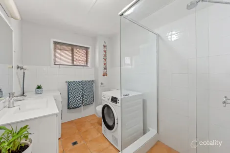 Property photo of 1/39 Back Street Biggera Waters QLD 4216