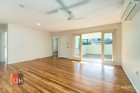 Property photo of 15 Camelia Avenue Everton Hills QLD 4053