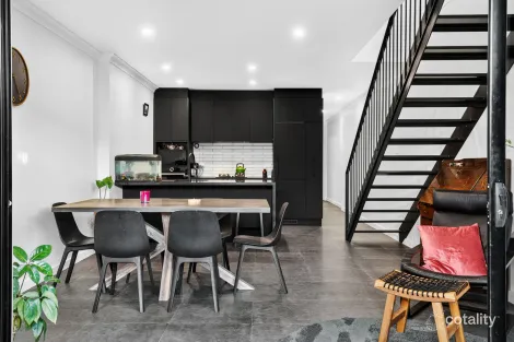 Property photo of 2 Vinrace Street Adelaide SA 5000