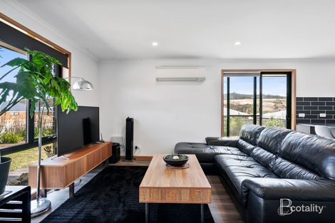 Property photo of 4 Jardinelle Road Rokeby TAS 7019