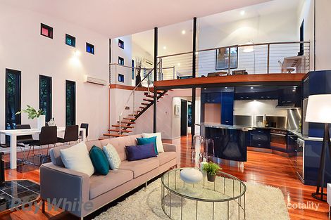 Property photo of 201 Arthur Terrace Bardon QLD 4065