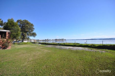 19 New St, Belmont South, NSW 2280