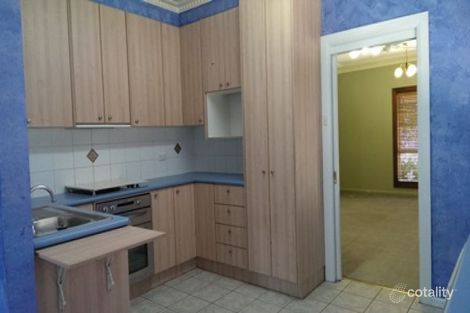 Property photo of 8 Kearneys Drive Orange NSW 2800