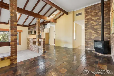 Property photo of 6 Flint Court Leeming WA 6149