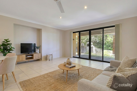 Property photo of 26 Dulwich Place Forest Lake QLD 4078