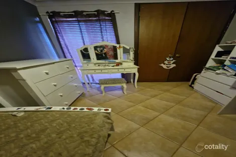 Property photo of 38 Weatherill Way Noranda WA 6062