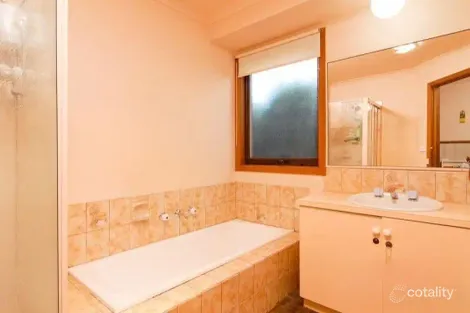 Property photo of 13 Nettle Drive Hallam VIC 3803