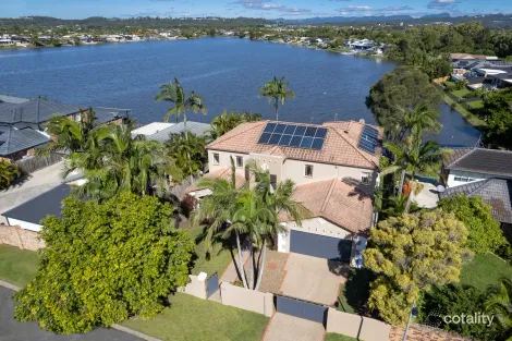 140 Honeyeater Dr, Burleigh Waters, QLD 4220
