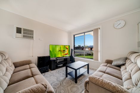 Property photo of 13 Albatross Avenue Werribee VIC 3030