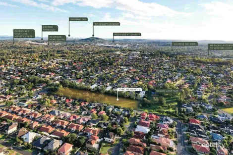 Property photo of 393 Warrigal Road Eight Mile Plains QLD 4113