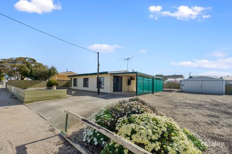 Property photo of 4 Barton Road Tiddy Widdy Beach SA 5571