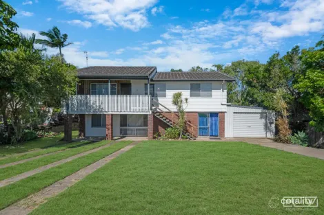 4 Barracuda St, Lammermoor, QLD 4703