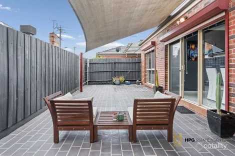 Property photo of 2/151 Melrose Drive Tullamarine VIC 3043