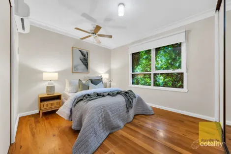 Property photo of 10 Diamond Avenue Albanvale VIC 3021