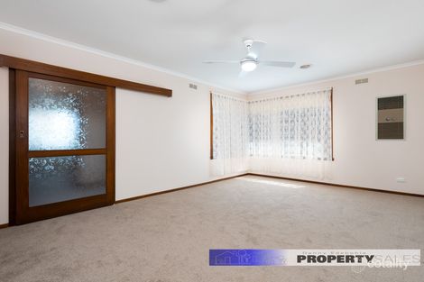 Property photo of 3 Avro Court Moe VIC 3825