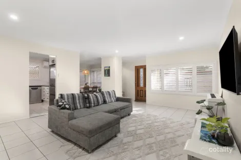 Property photo of 494 Newnham Road Upper Mount Gravatt QLD 4122