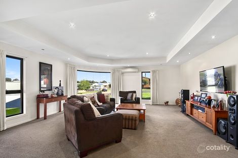 Property photo of 1 Laughtons Road Kalimna VIC 3909