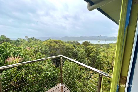Property photo of 26 Crescent Drive Russell Island QLD 4184