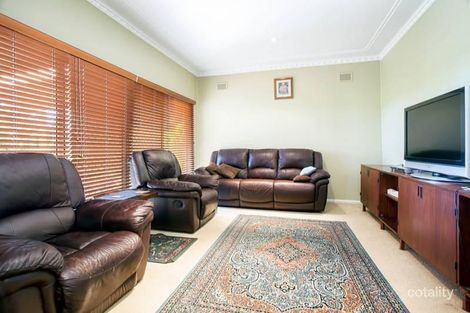 Property photo of 18 Greenway Crescent Windsor NSW 2756