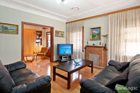 Property photo of 40 Nirranda Street Concord West NSW 2138