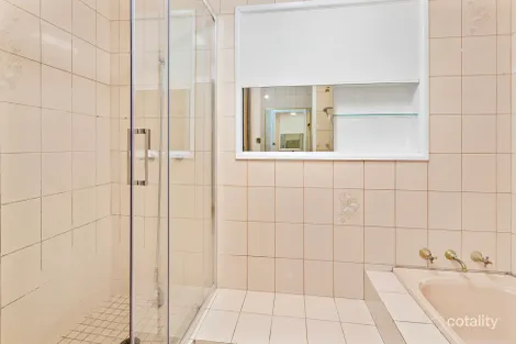 Property photo of 2 Thirroul Road Kanahooka NSW 2530