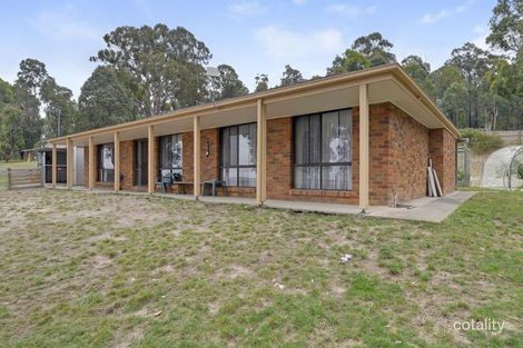 40 Travoyers Rd, Toongabbie, VIC 3856