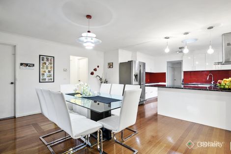 Property photo of 11 Daniel Solander Drive Endeavour Hills VIC 3802