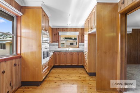 Property photo of 8 Robin Crescent Woy Woy NSW 2256