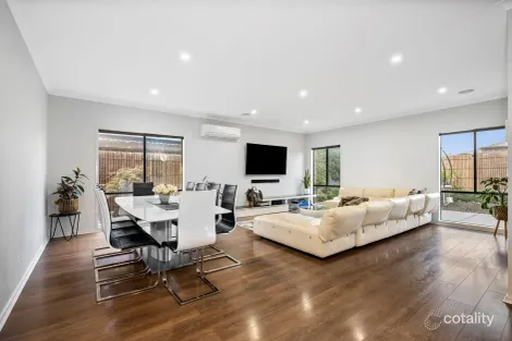 Property photo of 45 Blue Lake Drive Wallan VIC 3756