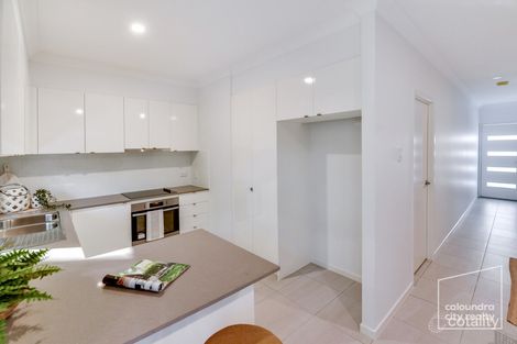 Property photo of 2/17 Second Avenue Caloundra QLD 4551