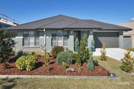 73 Mylestom Cir, Pottsville, NSW 2489