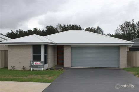 2 Kara Cl, Lake Cathie, NSW 2445