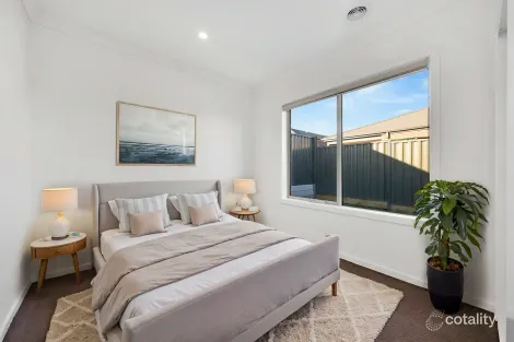 Property photo of 30 Magnesium Road Kalkallo VIC 3064