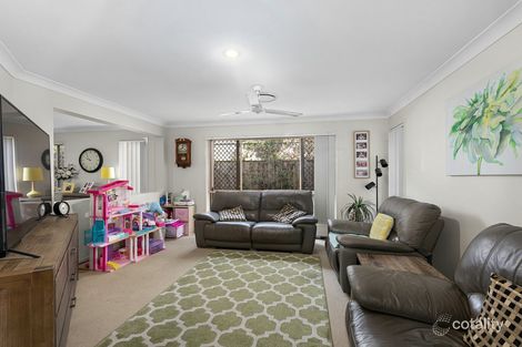 Property photo of 10 Riverside Crescent Springfield Lakes QLD 4300
