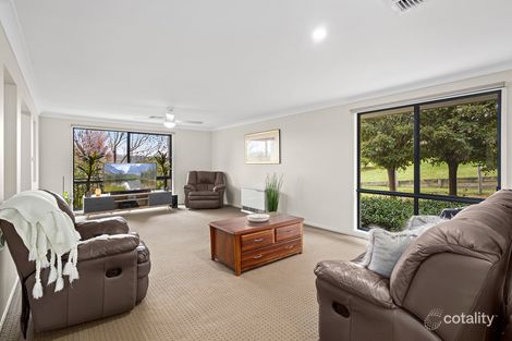 Property photo of 14 Windsor Crescent Moss Vale NSW 2577