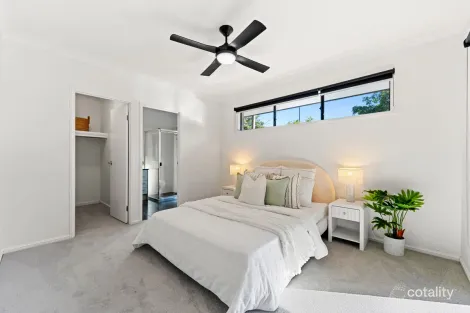 Property photo of 36 Meredith Crescent Baringa QLD 4551
